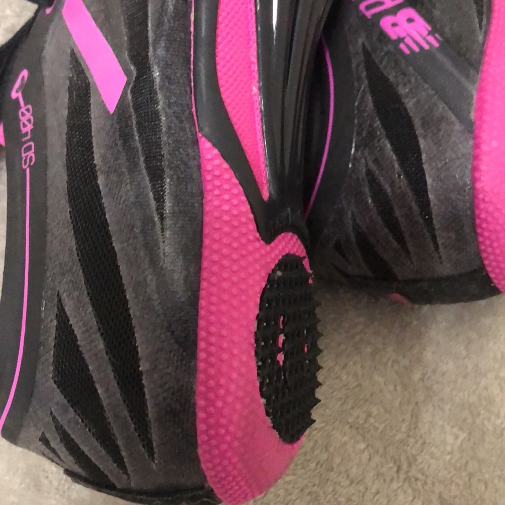 New Balance Racing Shoes - Picture 5 of 11